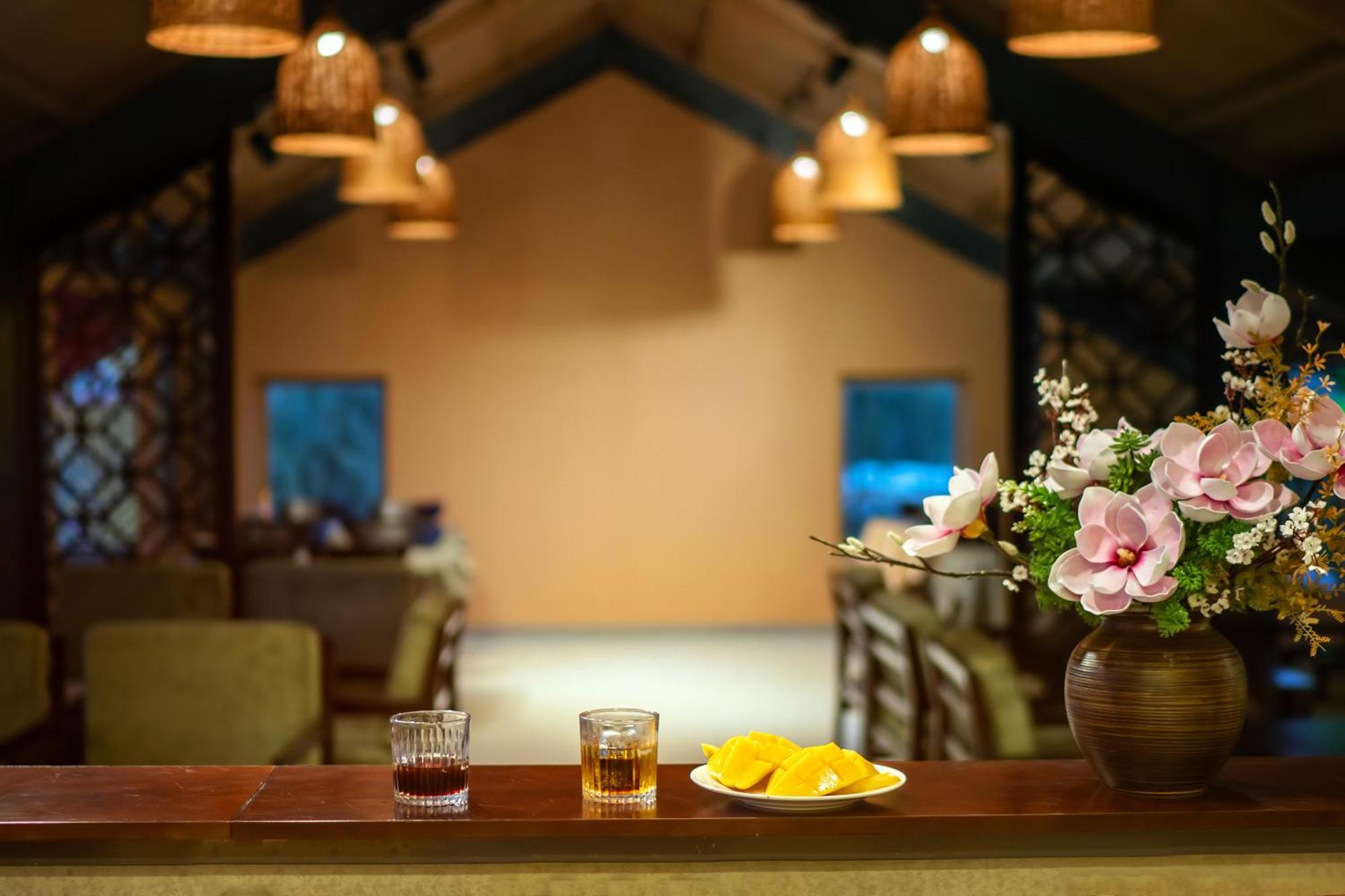 The Linh Seaside Villa Хоян Екстер'єр фото