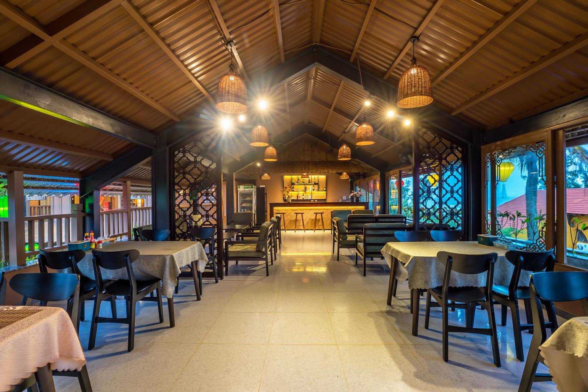 The Linh Seaside Villa Хоян Екстер'єр фото