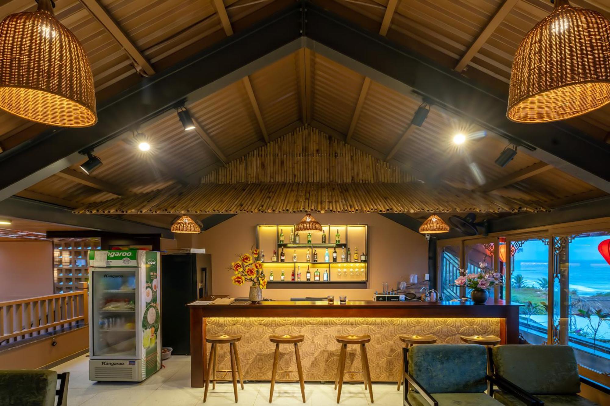 The Linh Seaside Villa Хоян Екстер'єр фото