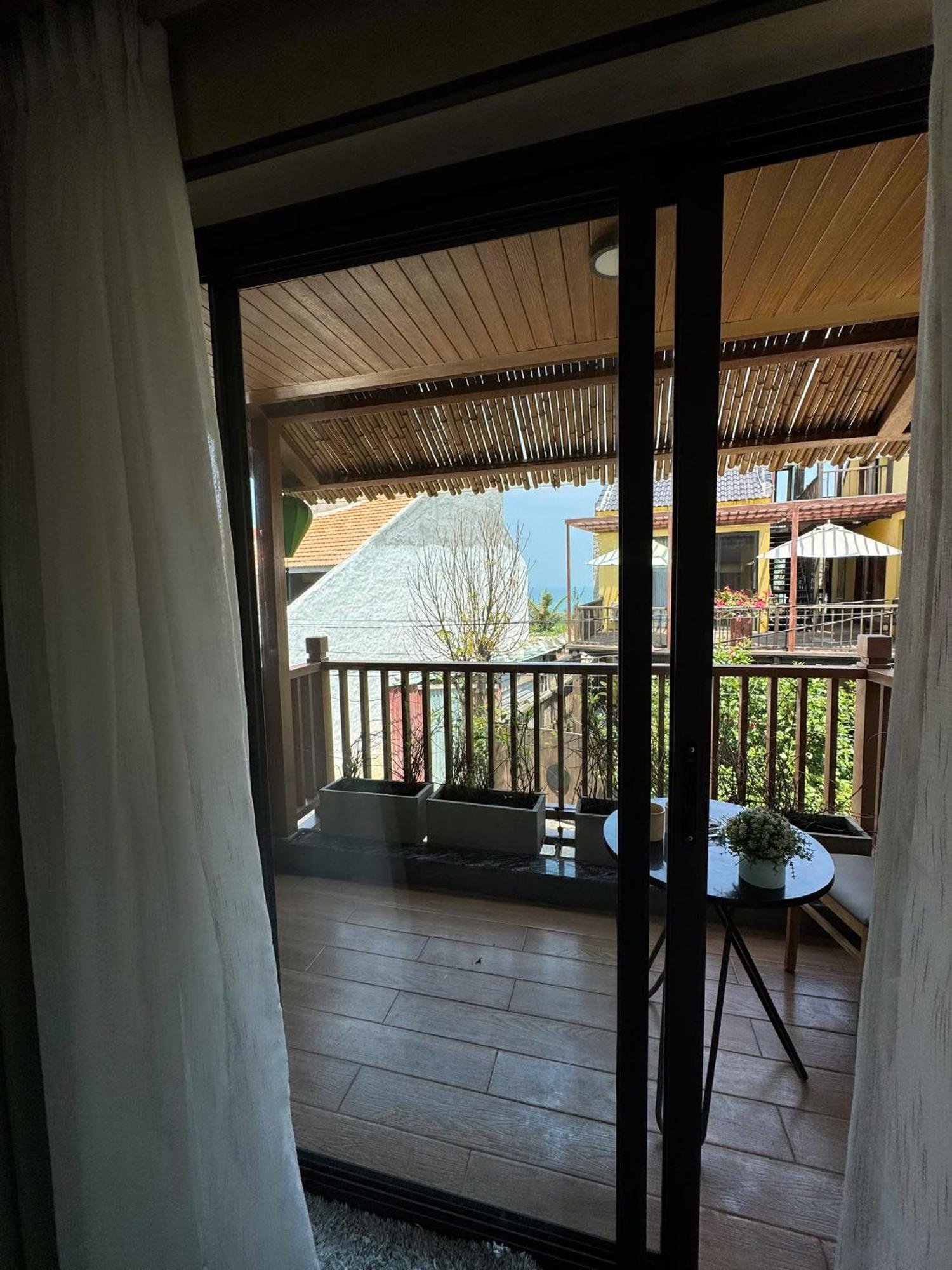 The Linh Seaside Villa Хоян Екстер'єр фото